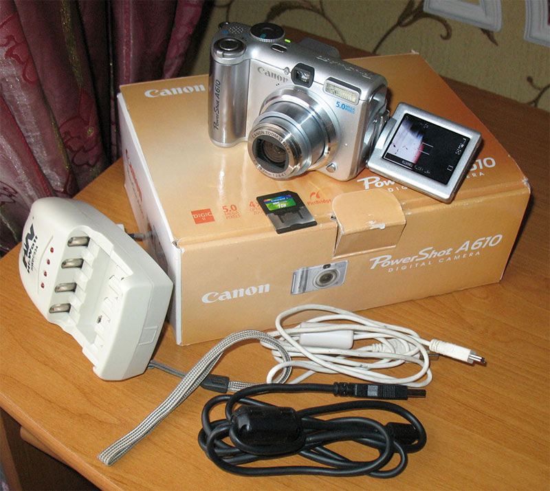 Canon PowerShot A610.jpg