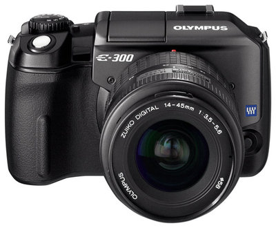olympus_e_300_kit.jpg