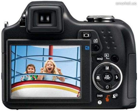 prodam-fotoapparat-olympus-sp-590-uz-opticheskij-zum-26x127-mln-pikselej-6_rev001.jpg